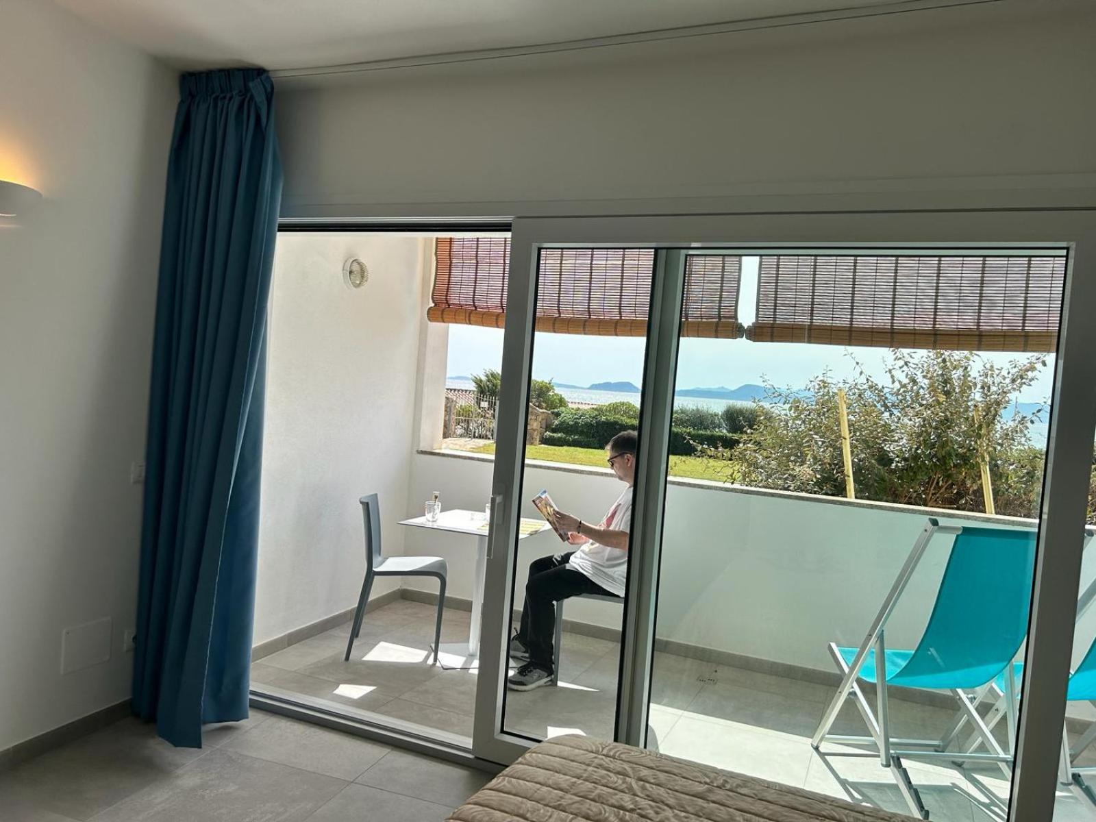 Rooms, Affittacamere Maksim Golfo Aranci Exterior photo