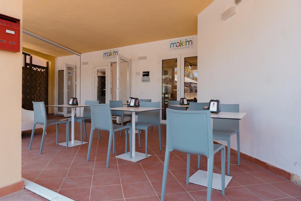 Rooms, Affittacamere Maksim Golfo Aranci Exterior photo
